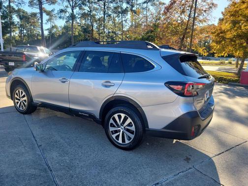 2020 Subaru Outback Premium