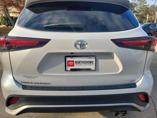 2024 Toyota Highlander XSE