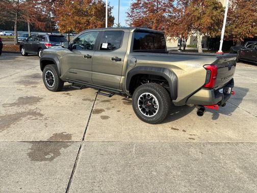 2025 Toyota Tacoma TRD Off-Road