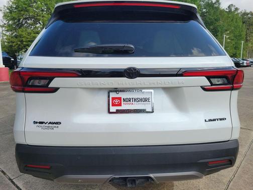 Wind Chill Pearl 2025 Toyota Grand Highlander Limited