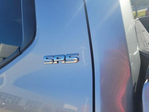 2025 Toyota Tacoma SR5