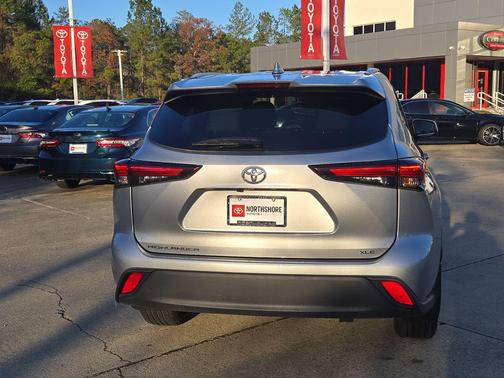 2024 Toyota Highlander XLE