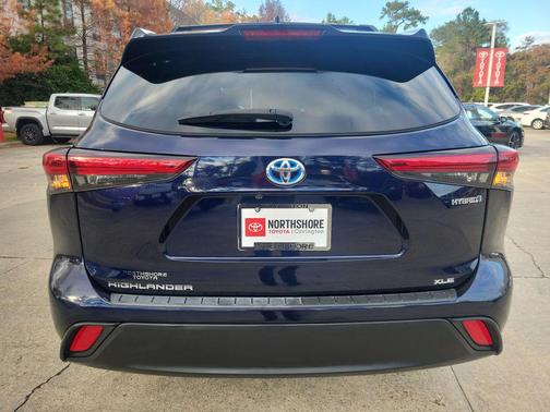 2023 Toyota Highlander Hybrid XLE