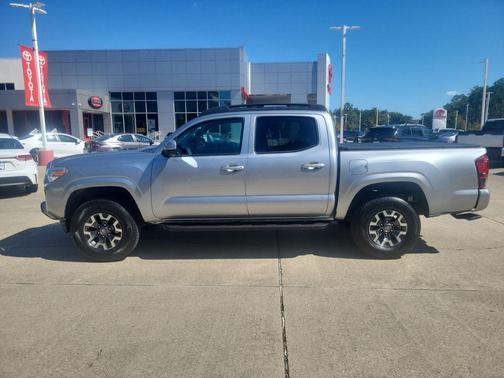 2023 Toyota Tacoma SR