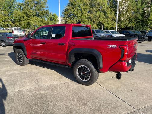2025 Toyota Tacoma TRD Off-Road