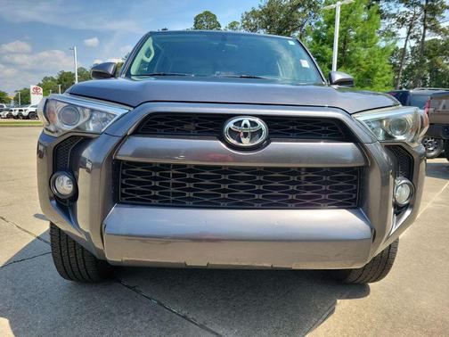 Magnetic Gray Metallic 2018 Toyota 4Runner SR5