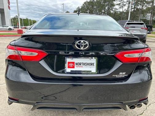 2020 Toyota Camry SE