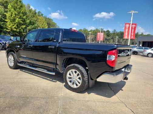 Midnight Black Metallic 2020 Toyota Tundra SR5