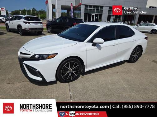 2024 Toyota Camry SE