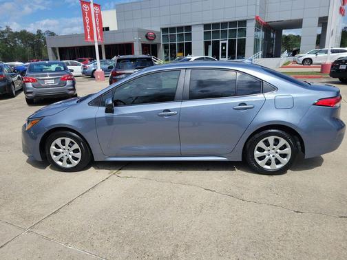 Celestite 2025 Toyota Corolla LE