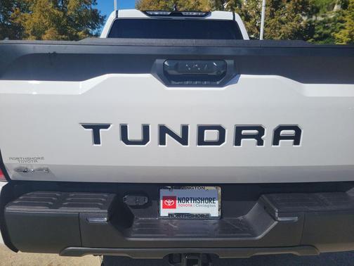 2025 Toyota Tundra SR5
