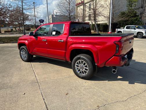 2026 Toyota Tacoma Hybrid Limited