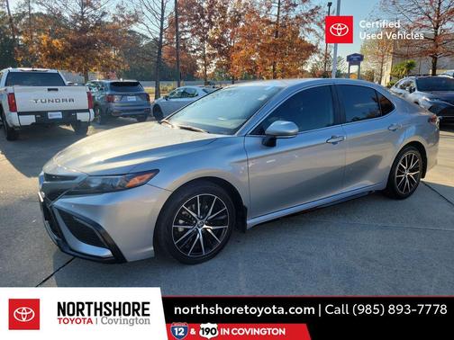 2022 Toyota Camry SE