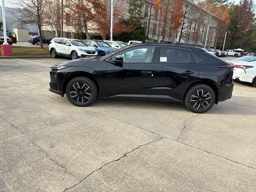 2026 Toyota bZ XLE Plus