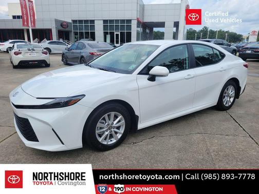 Ice Cap 2026 Toyota Camry LE