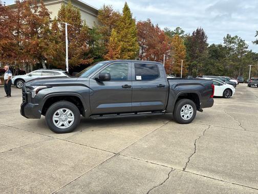 2026 Toyota Tundra SR