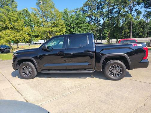 Midnight Black Metallic 2024 Toyota Tundra SR5