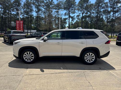 Coastal Cream 2024 Toyota Grand Highlander XLE