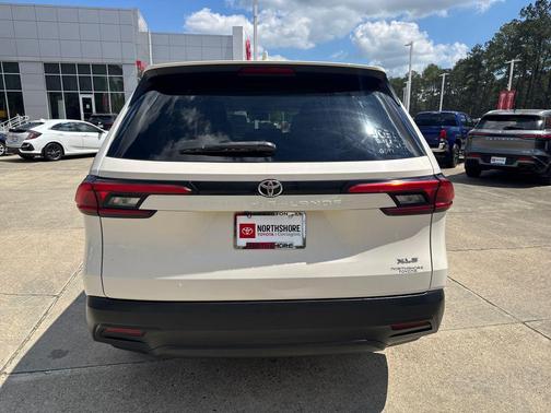 Coastal Cream 2024 Toyota Grand Highlander XLE