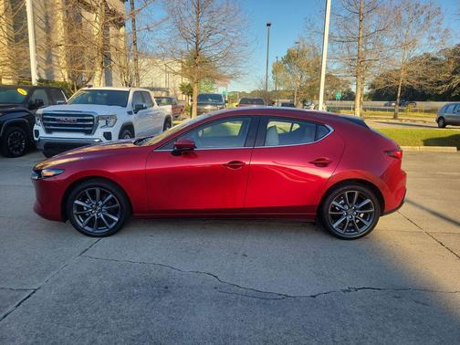 2023 Mazda Mazda3 FWD w/Preferred Package
