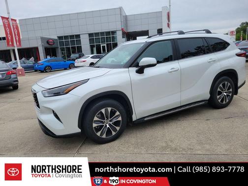 Wind Chill Pearl 2023 Toyota Highlander XLE