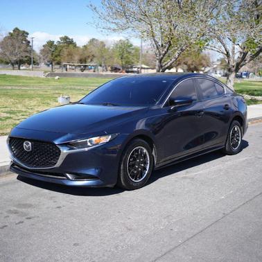2019 Mazda Mazda3 FWD w/Preferred Package