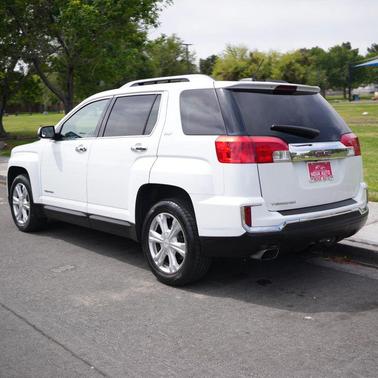 White 2017 GMC Terrain SLT