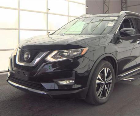 Magnetic Black 2018 Nissan Rogue SL