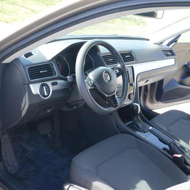 2016 Volkswagen Passat 1.8T S