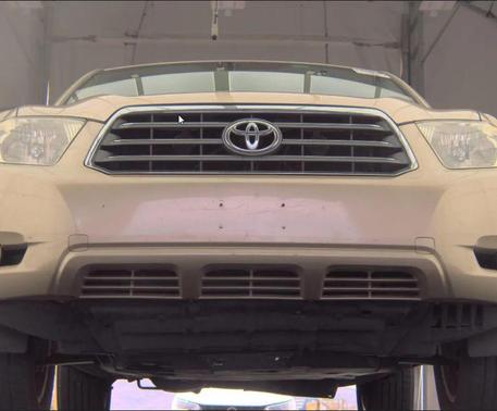 Gold 2008 Toyota Highlander Limited