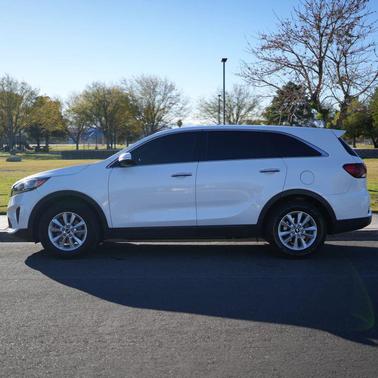 2020 Kia Sorento LX