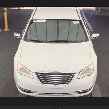 2013 Chrysler 200 Limited