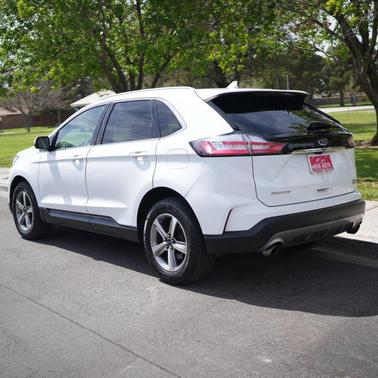 White 2019 Ford Edge SEL