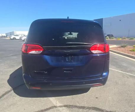 Jazz Blue Pearlcoat 2018 Chrysler Pacifica Touring Plus