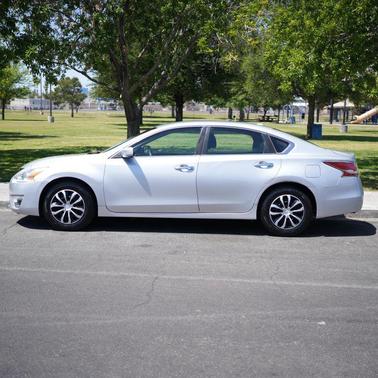 Brilliant Silver 2015 Nissan Altima 2.5 S