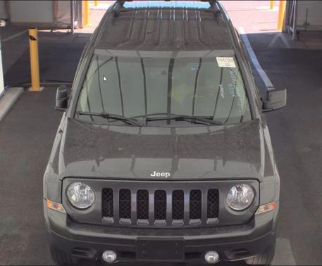 Granite Crystal Metallic Clearcoat 2017 Jeep Patriot Sport