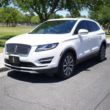 White 2019 Lincoln MKC Reserve