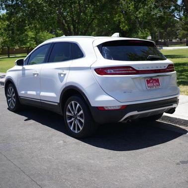 White 2019 Lincoln MKC Reserve