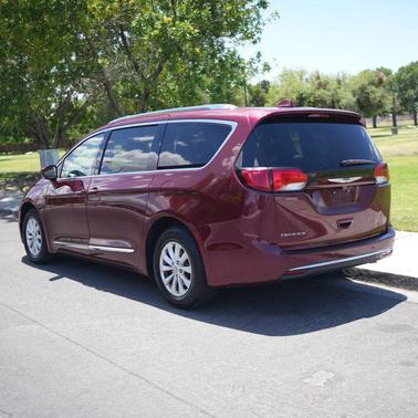Velvet Red Pearlcoat 2018 Chrysler Pacifica Touring-L