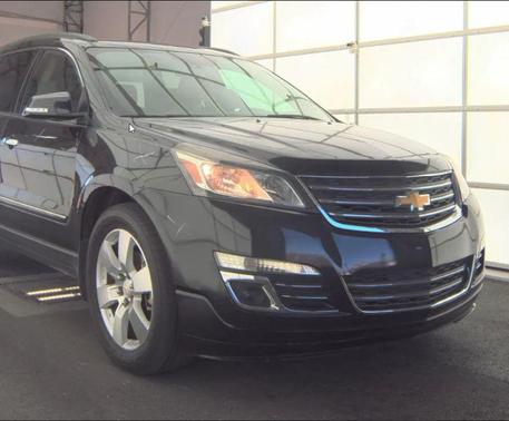 Black Granite Metallic 2014 Chevrolet Traverse LTZ