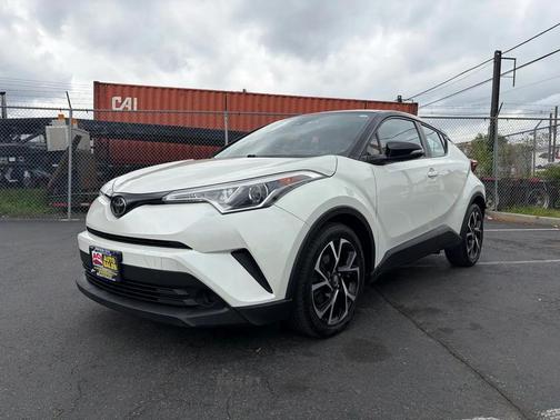 White 2019 Toyota C-HR XLE
