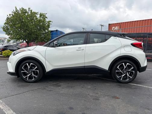 White 2019 Toyota C-HR XLE