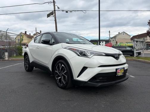 White 2019 Toyota C-HR XLE
