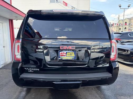 Onyx Black 2019 GMC Yukon SLT