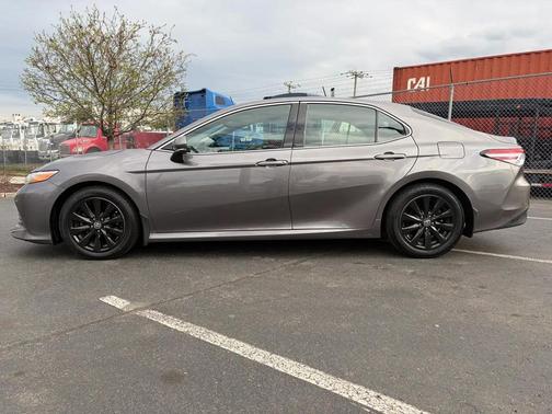 Predawn Gray Mica 2019 Toyota Camry XLE
