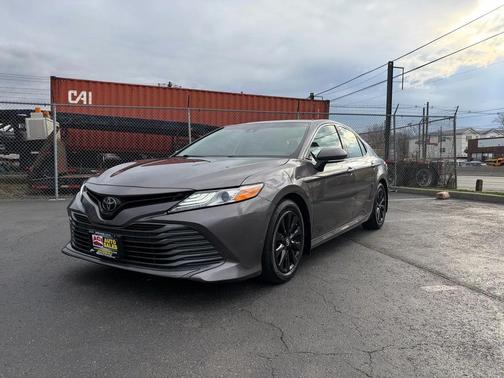 Predawn Gray Mica 2019 Toyota Camry XLE