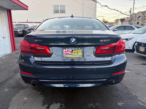 Blue 2018 BMW 530 xDrive