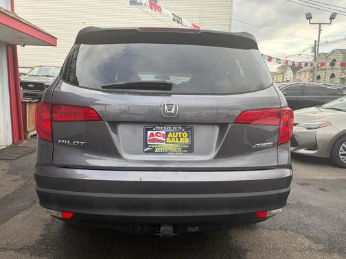 Modern Steel Metallic 2018 Honda Pilot EX-L