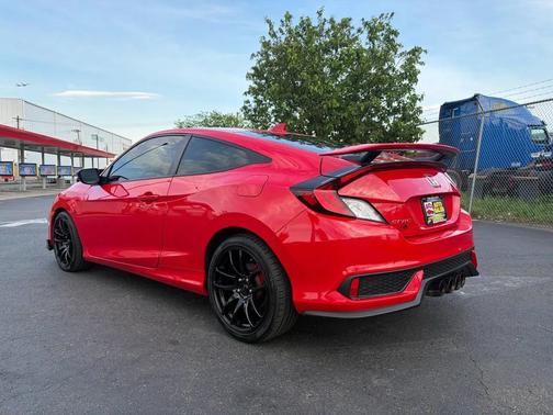 Red 2020 Honda Civic Si Coupe w/Summer Tires 6M