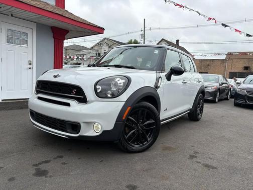 Light White 2016 MINI Countryman Cooper S ALL4